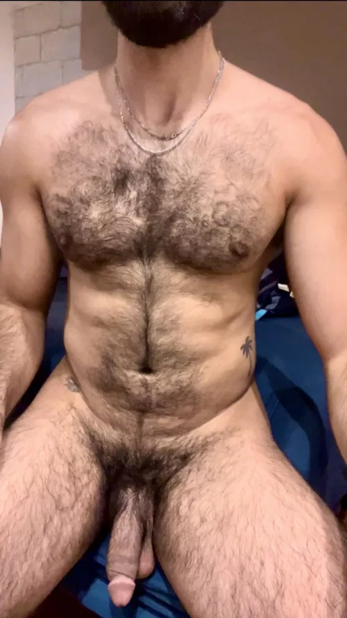 [29] where the fat bubbly asses at? 👀 by collegefitt