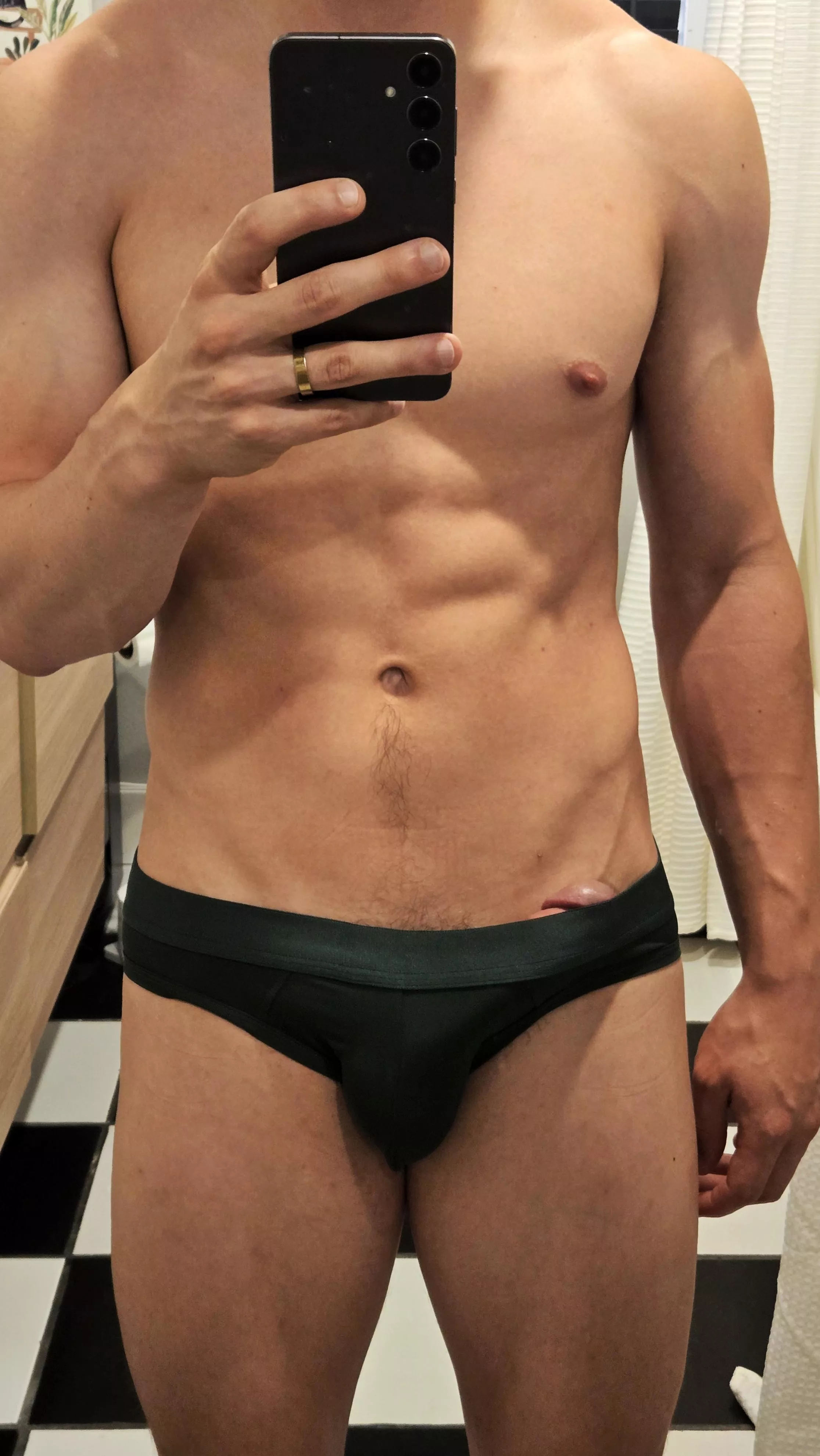 A little small  posted by randsysrand1