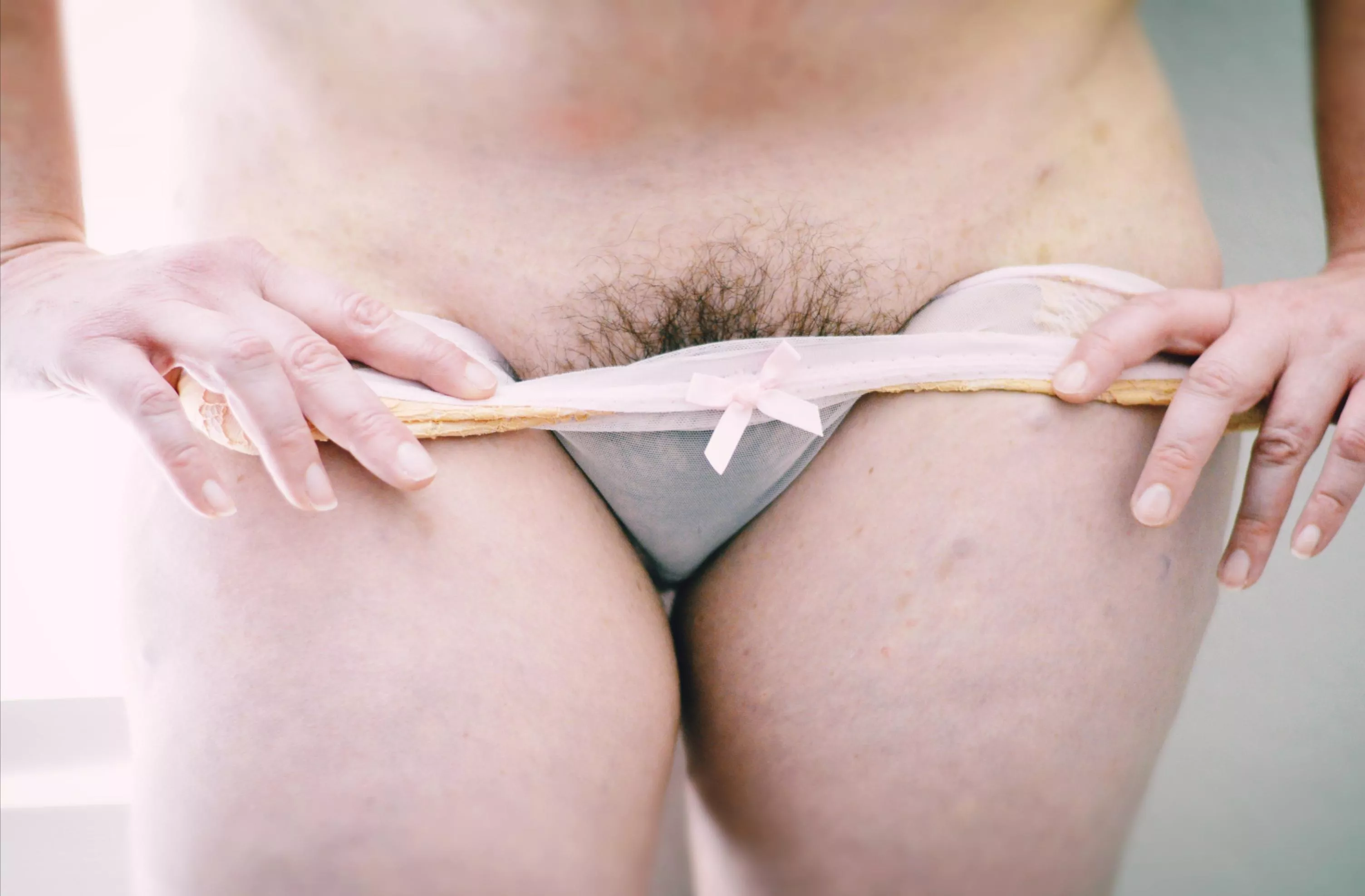 A Peek For The Groom posted by MrsBolt40