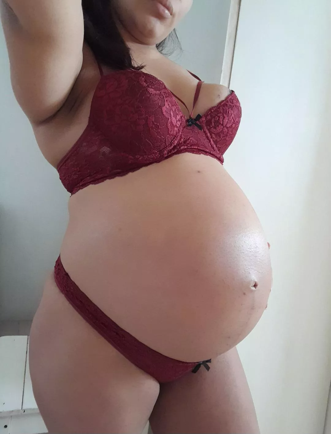 am i too heavy to sit on your face while pregnant? posted by LatorreMelina