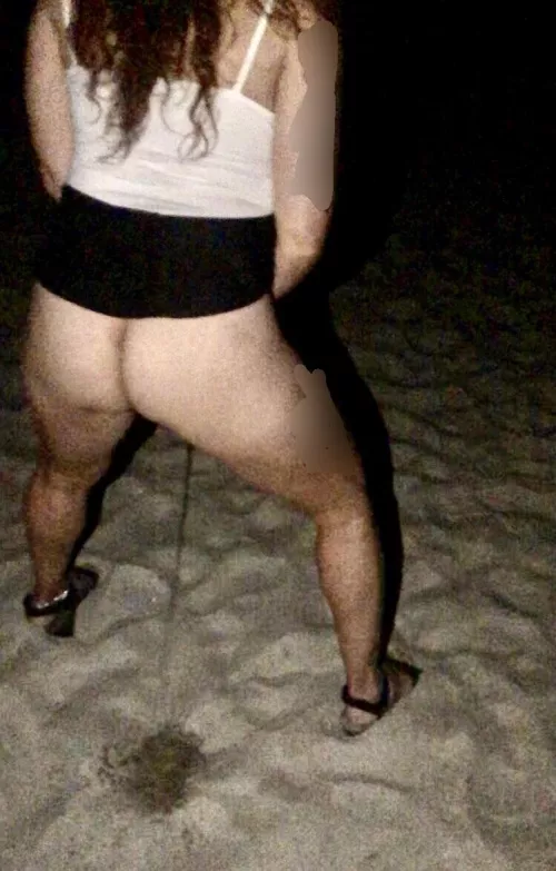 Annie (wife, 55) pissed on the beach late at night… by AnnieplusMrA