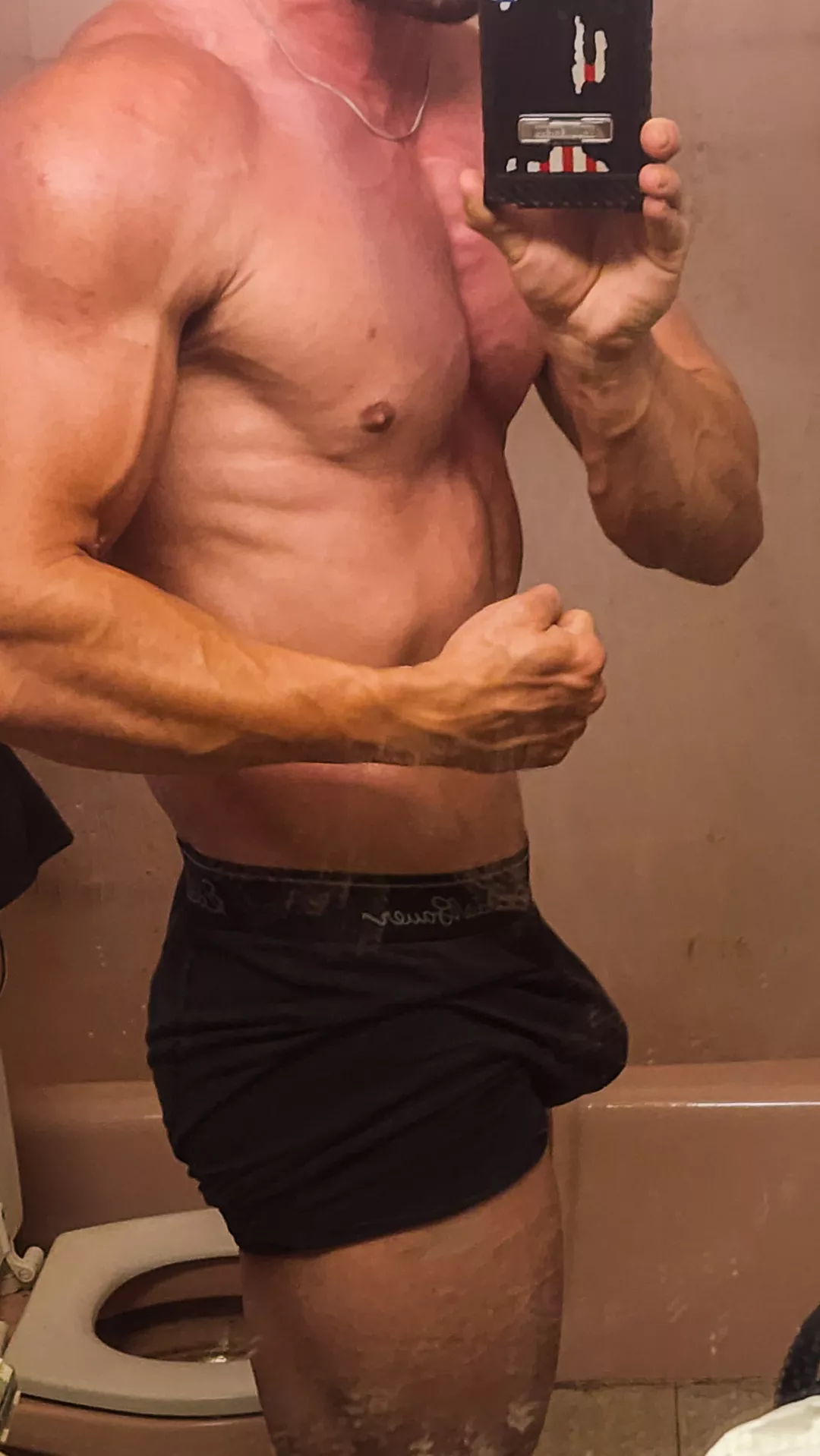 Describe my body in 2 words posted by Better_Implement2950