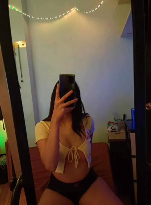 Discover the thrill of anticipation by Scarllet_meknow23