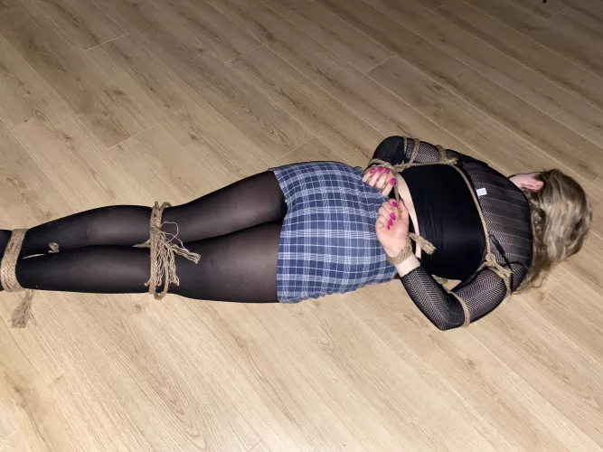 First time rope bondage by Navlia