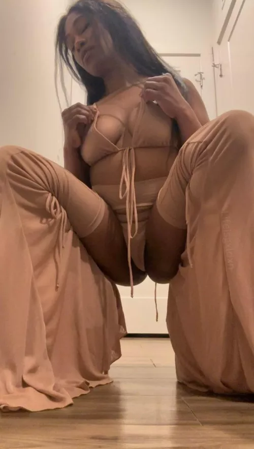 Giddy up!  by heauxsgambit