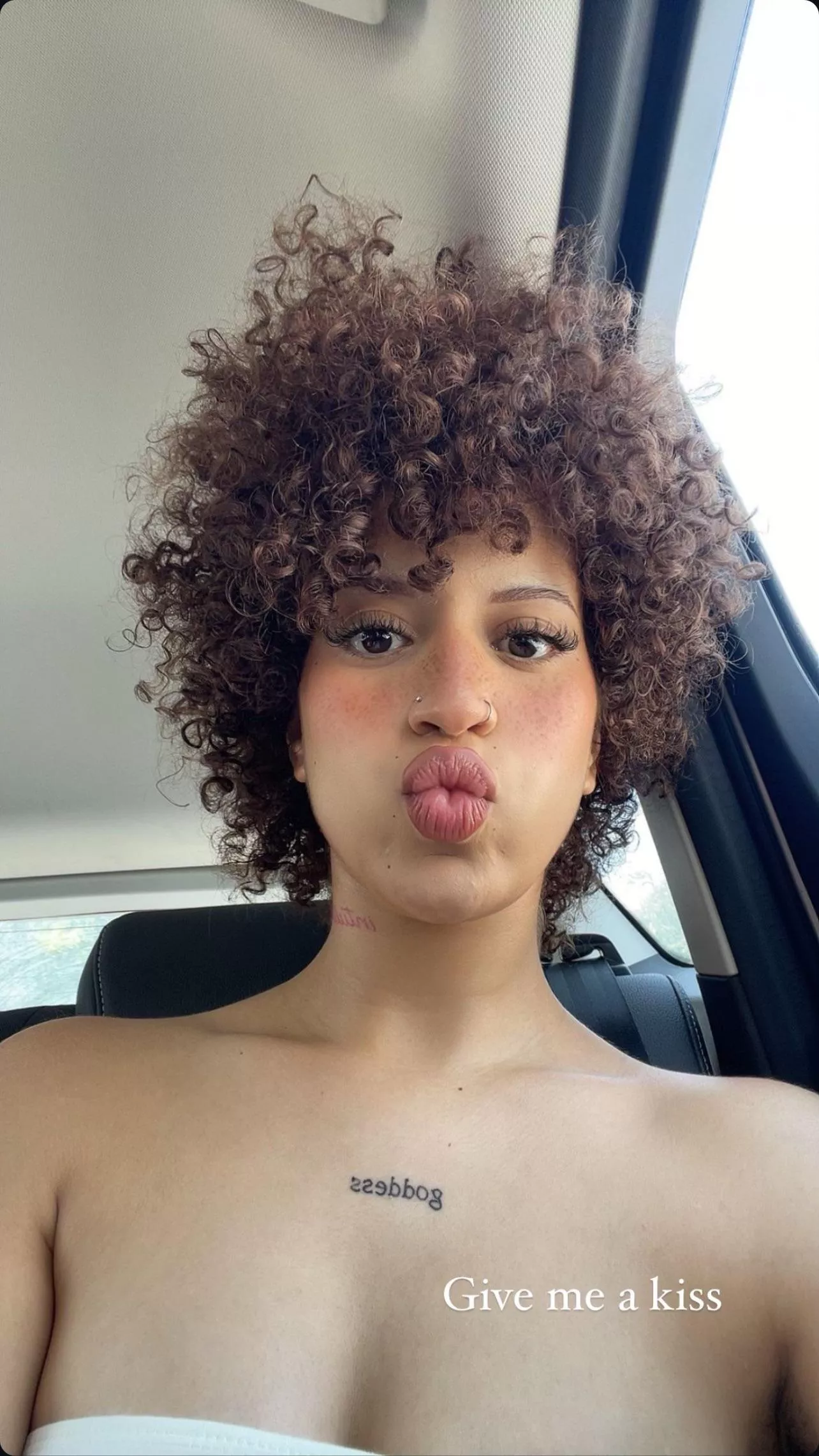 Goddess posted by Strang3rThingz