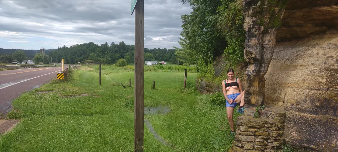 Hope your Monday is good by Newtynkerbell