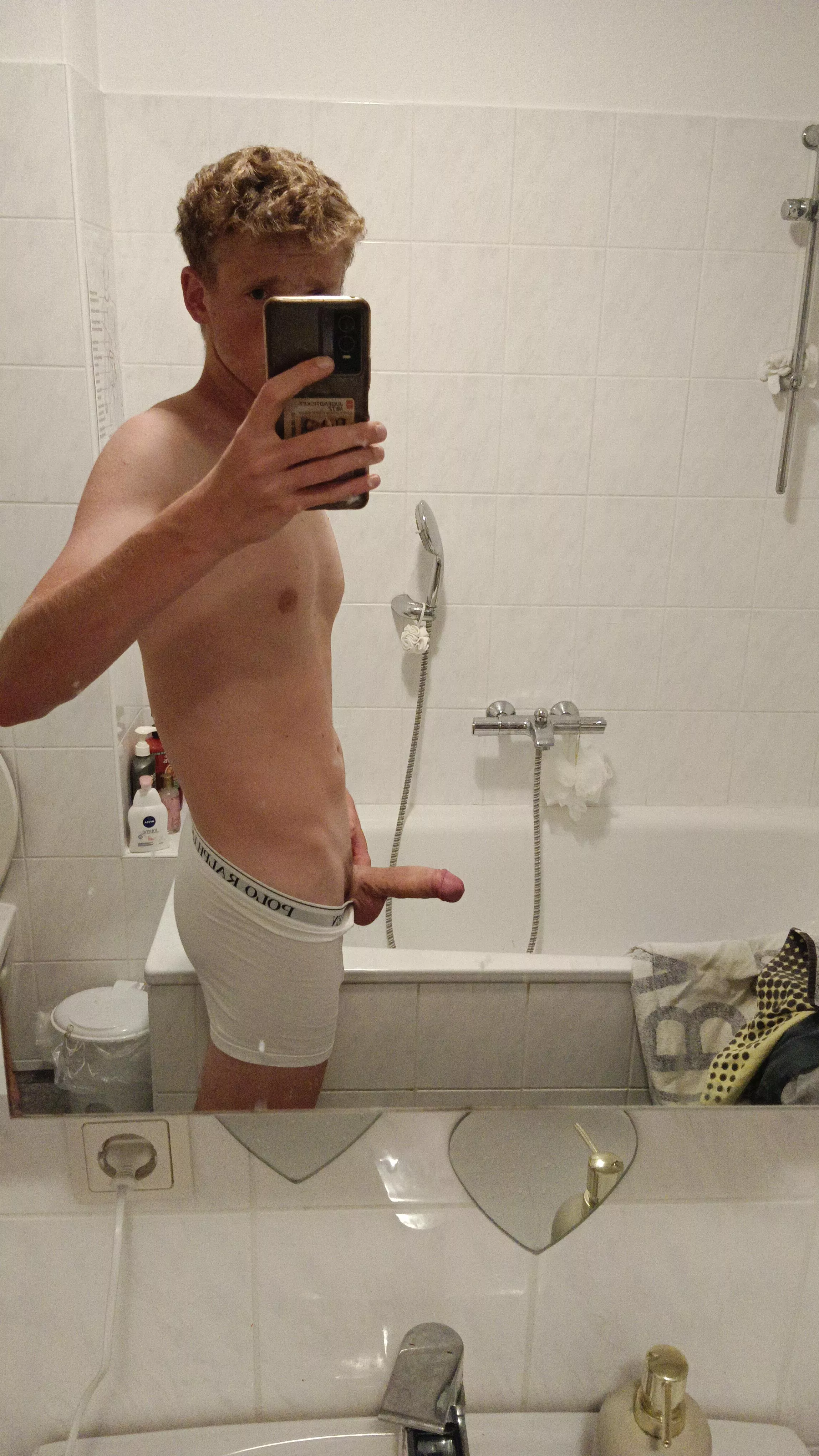 Horny posted by DiamondEasy5036