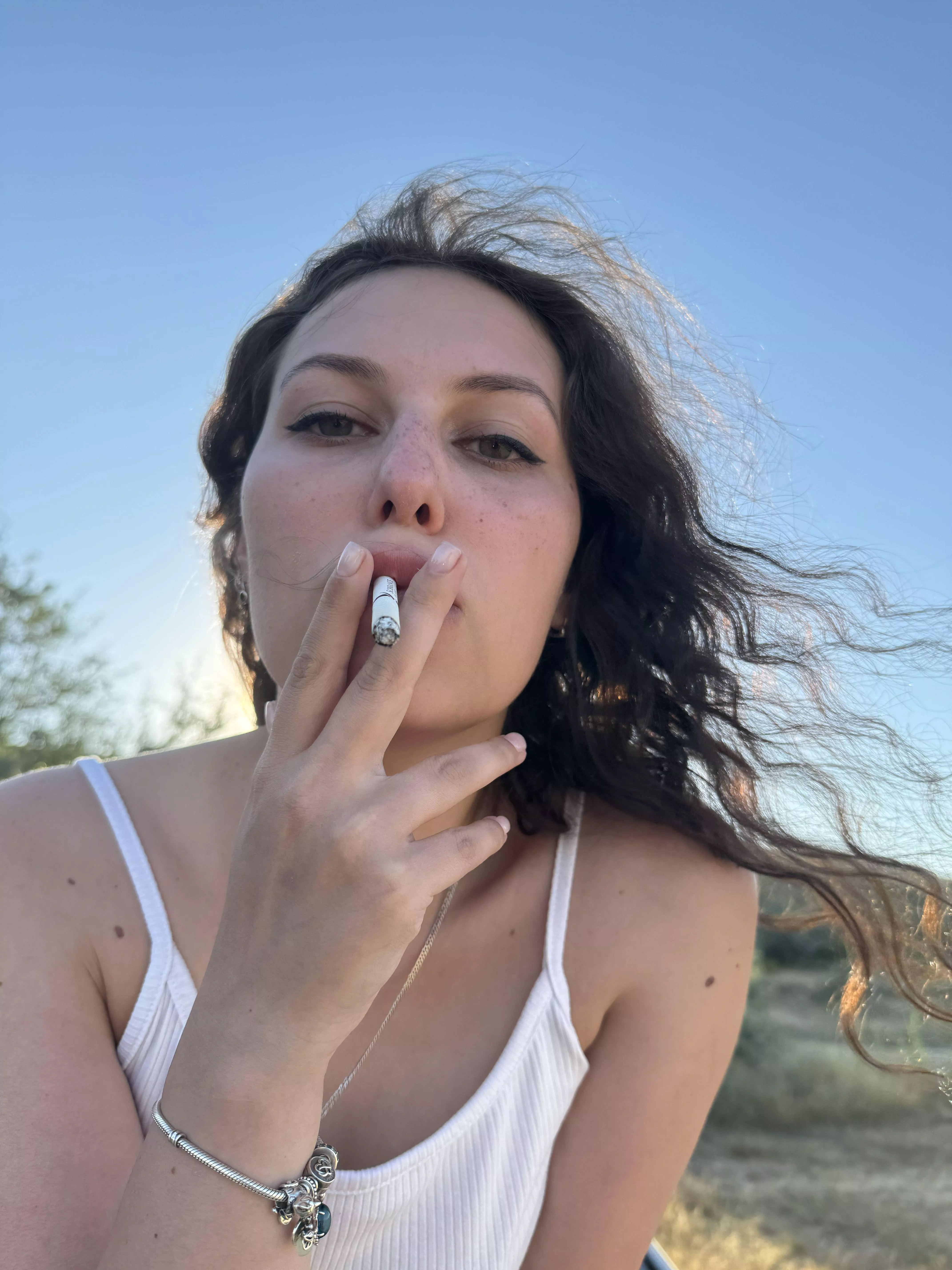 I know you can't take your eyes off posted by DreamySky88