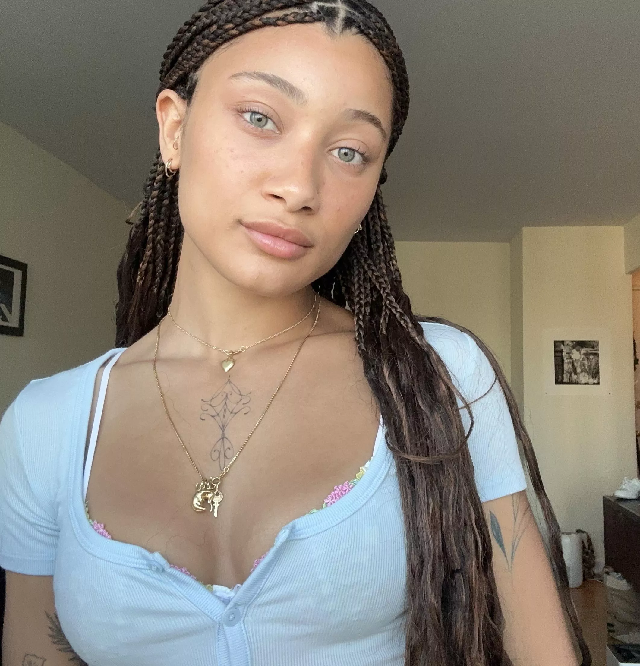 Jamaican and Sicilian  posted by MulberryGlum4991