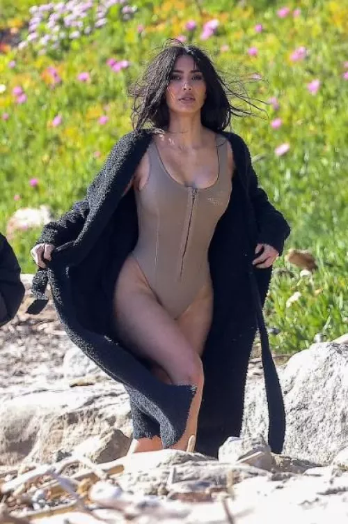 Kim is perfect by bbysophie27