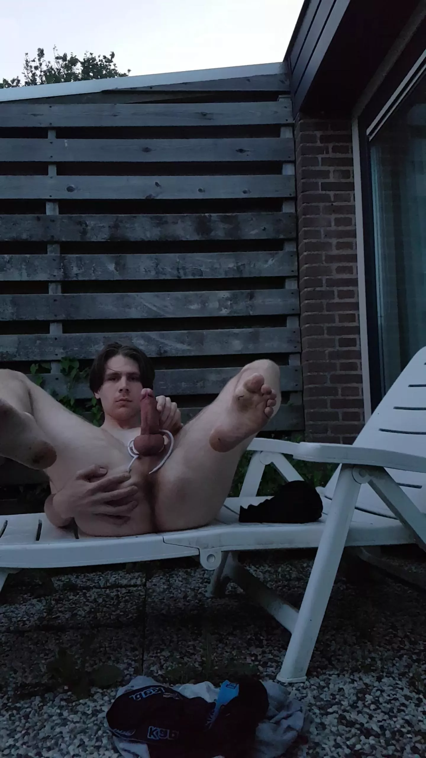 my outdoor pic to be shared🙈 posted by Turbulent_Tip5046