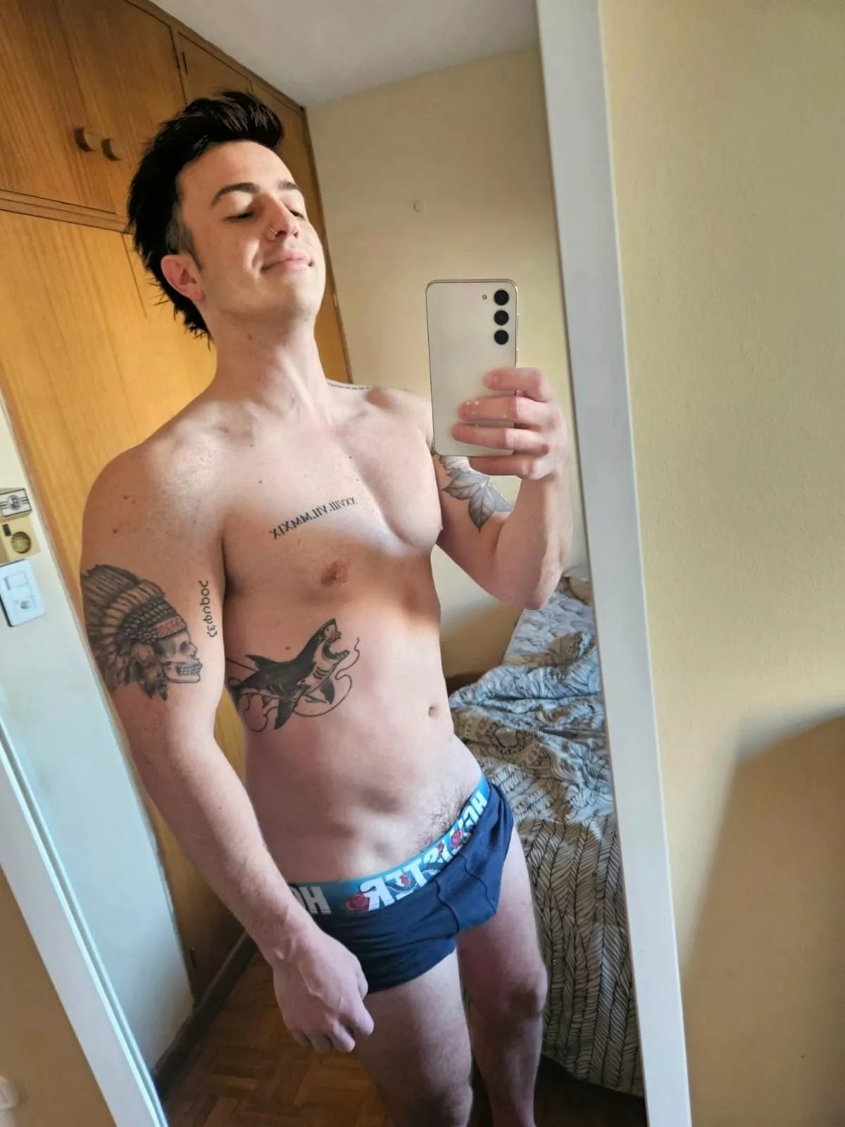 say yes sir and you il get a cumvideo posted by asexyspiderman