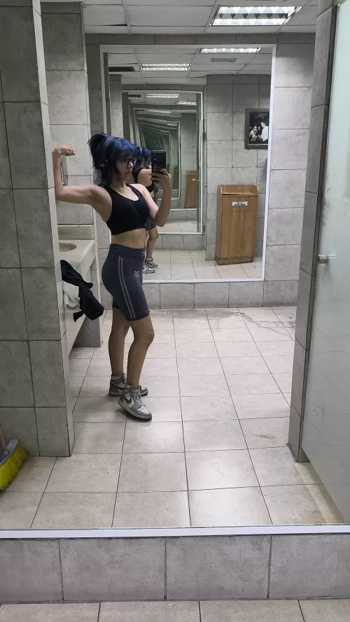 Sweating it out by BraydenNunez