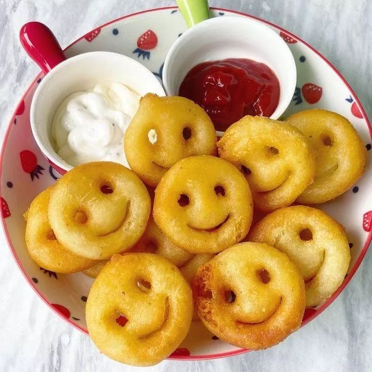 What’s your favorite way of eating potatoes :3 posted by Little_fuck_bunnyy