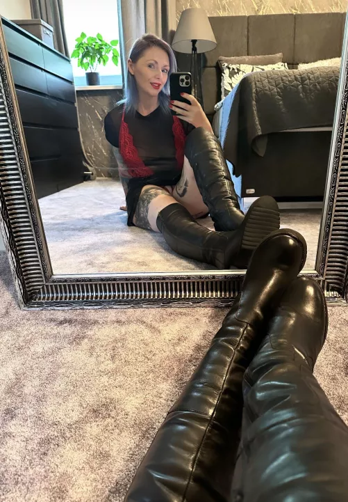 Where would you kiss 1st by theinkedsiren1