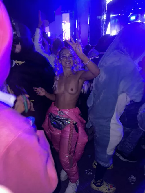 who approves of freeing the nips at festivals  by keeksuncensoreddd