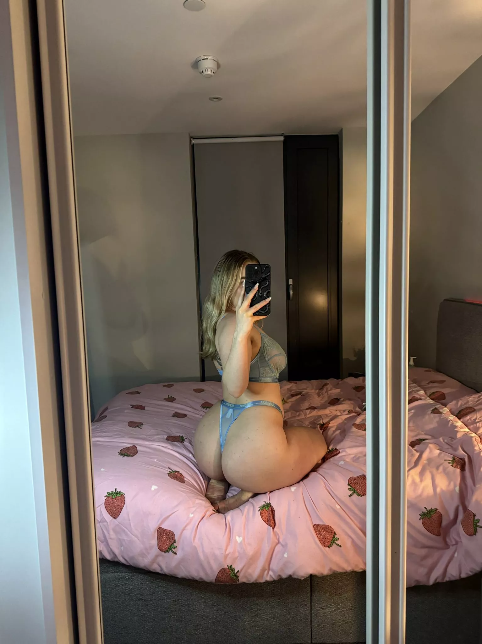 Would you be happy if you undressed me to find this after our date? posted by KatIsDashing