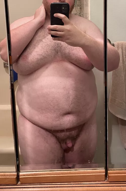 Pre-shower pic for y’all by Biglove16