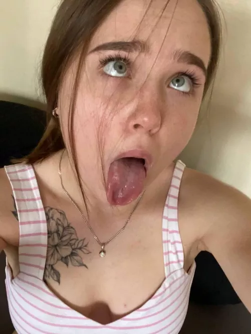 You want to see that ahegao during first sex, don't you by yourelovelygirl