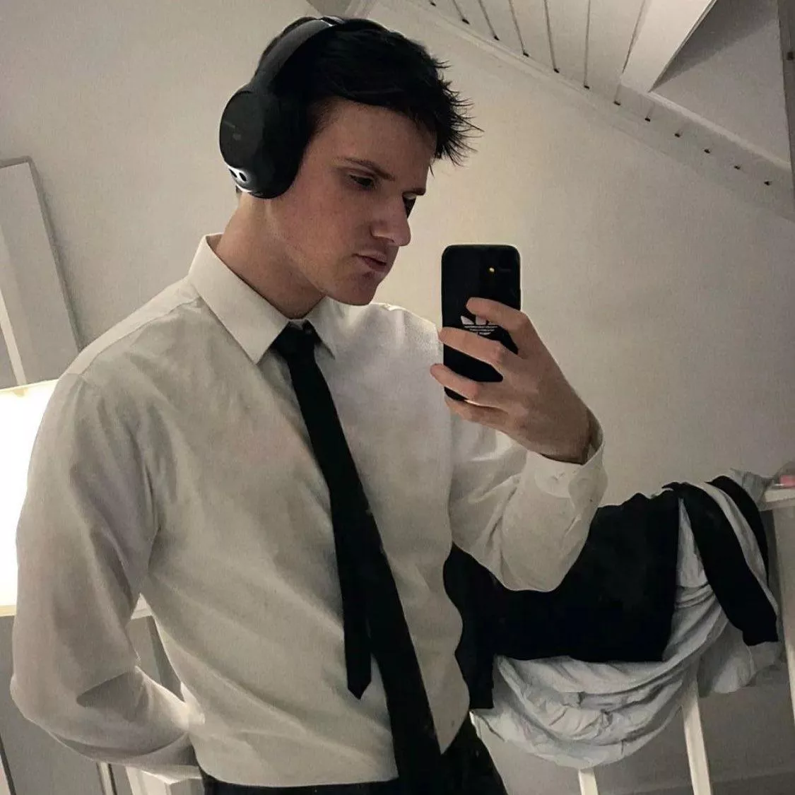 Do people here like Russian guys? posted by Maksimu2000