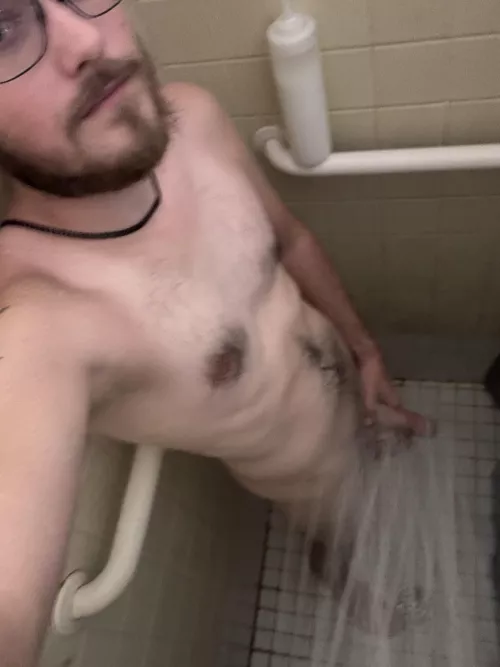 Getting all clean for a night out by Darthkenneth24