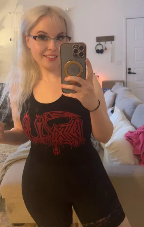 I know I’m not the prettiest with bed head…but all natural can still be cute too, right?🙈 by AubreyHazeOfficial