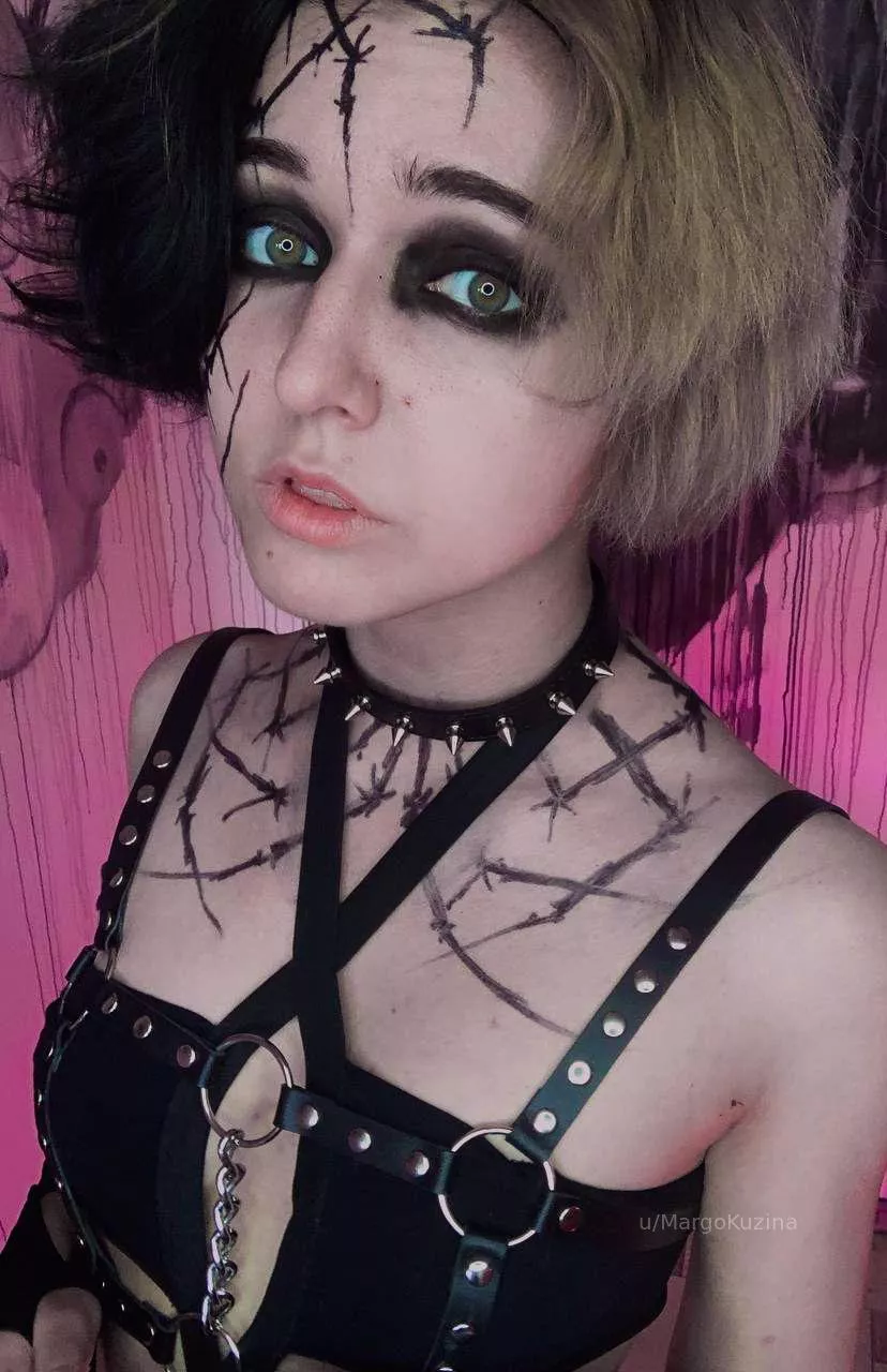 moody metal rocks vibe posted by MargoKuzina