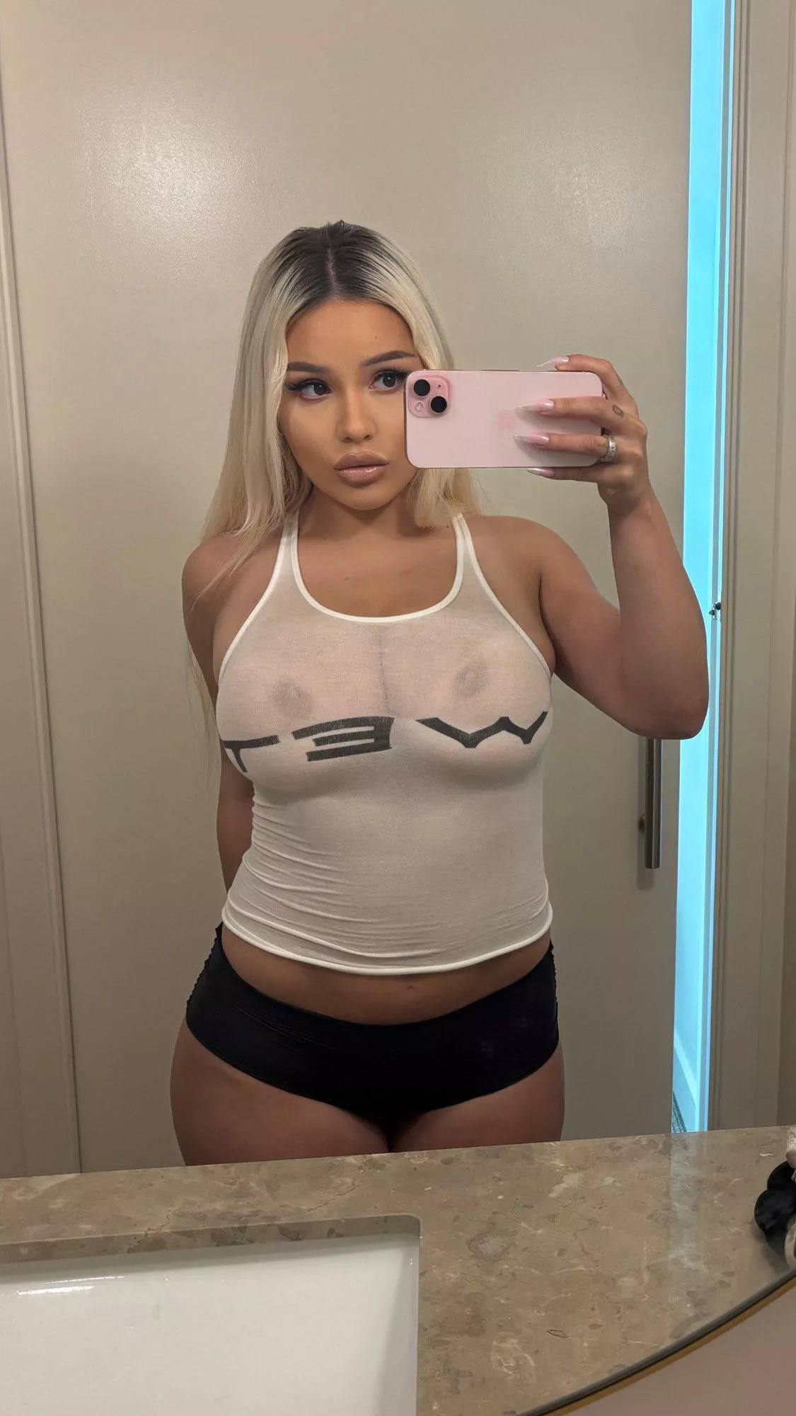 Nothing to see here posted by MDee1527