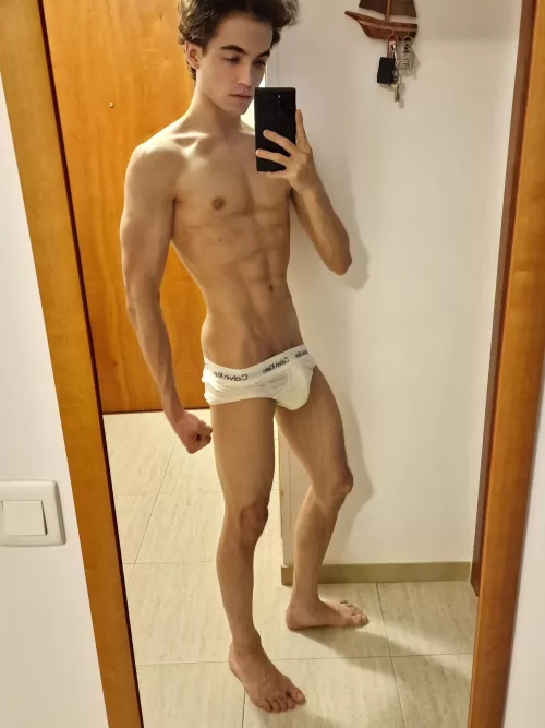 So hot outside bruh by ripleyTV