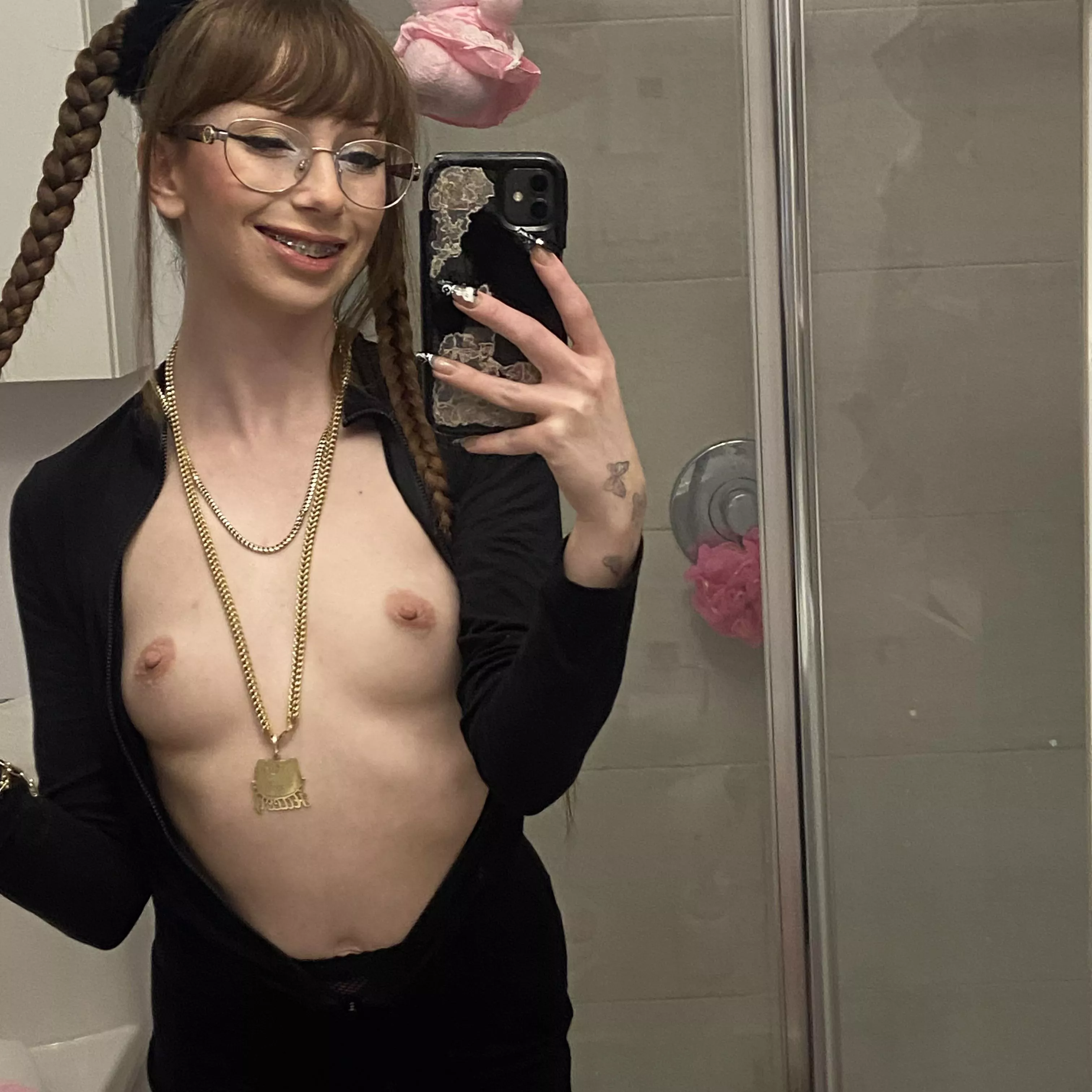 would u pull my braids >:3 posted by y0urbabyd0ll