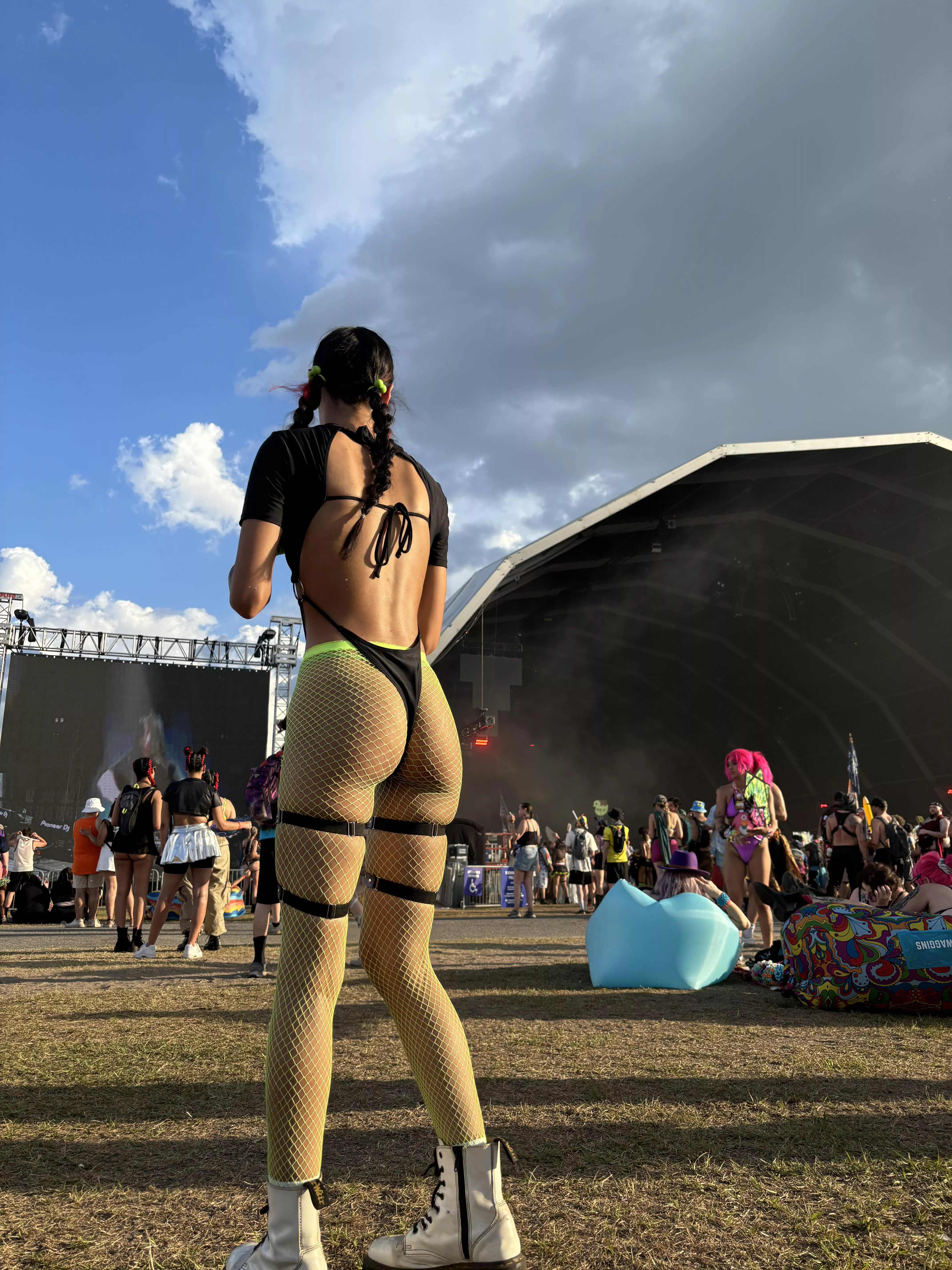 would you ever fuck at a festival? posted by just-fwends