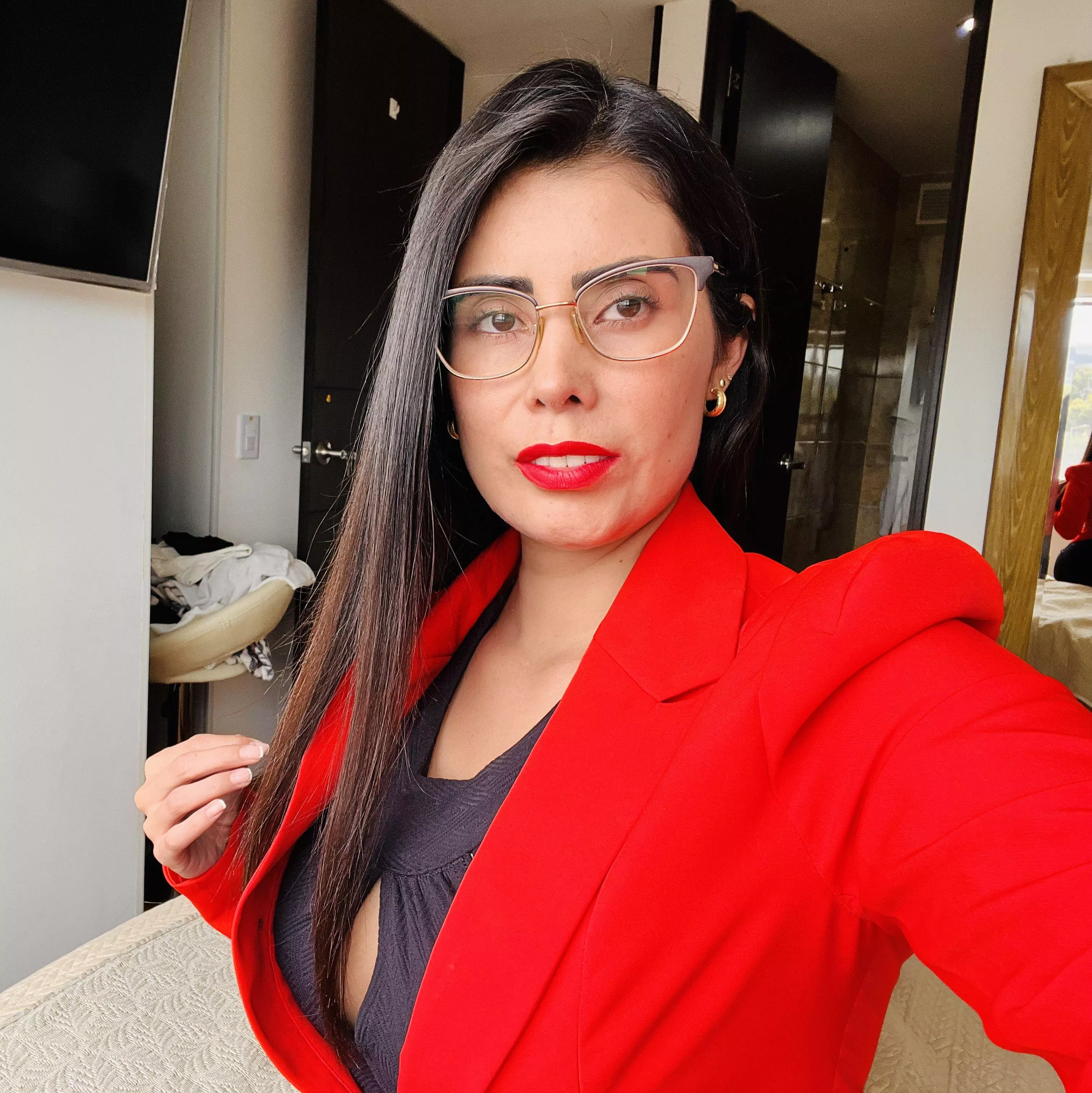 Would you like to see me in your office? posted by biancasoffice