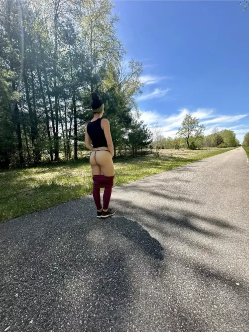 A little nature walk in these 👀 by WildLexSex