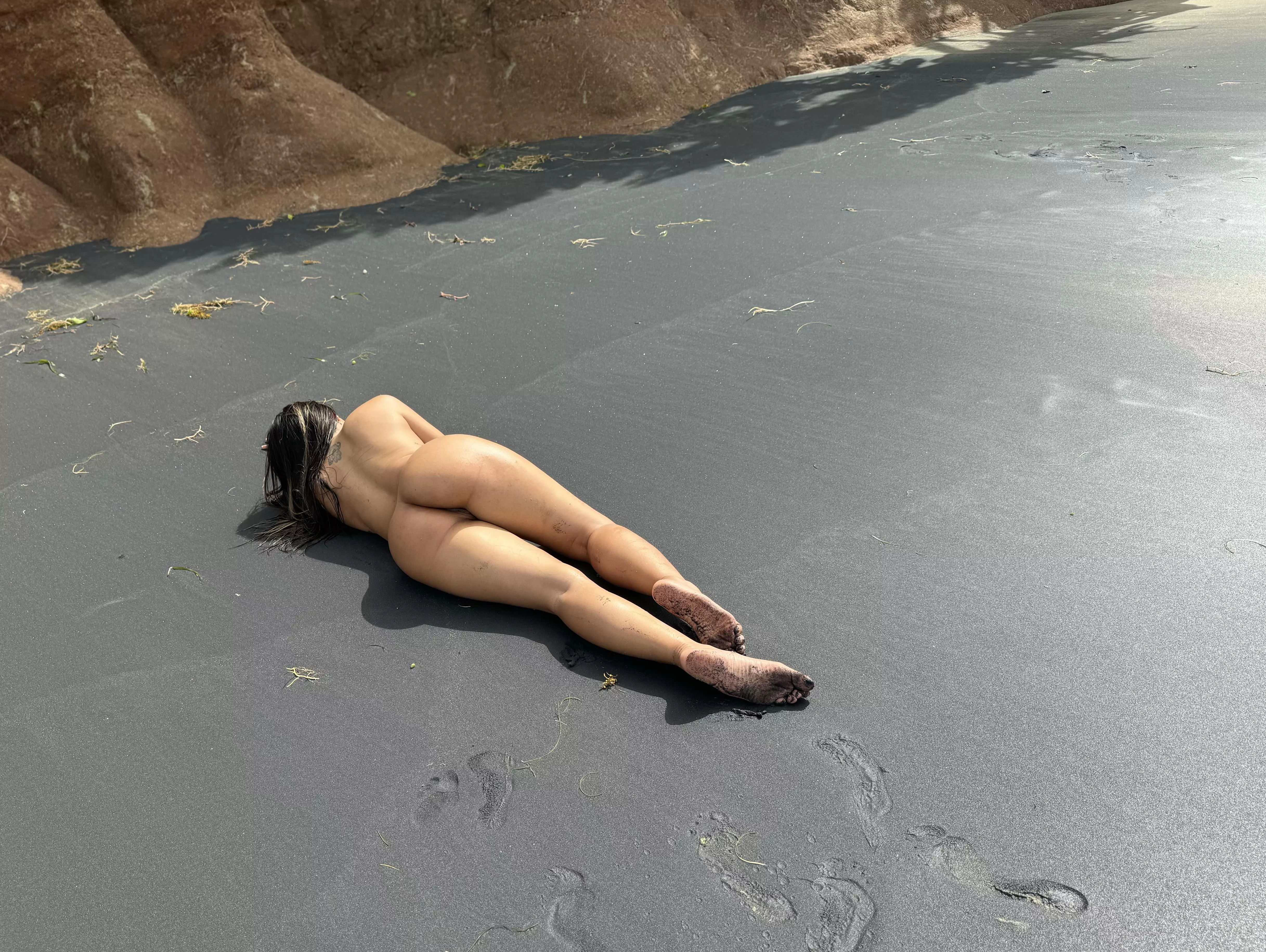 A surreal seascape. Love this beach with beautiful black sand. posted by AdventureJuntos