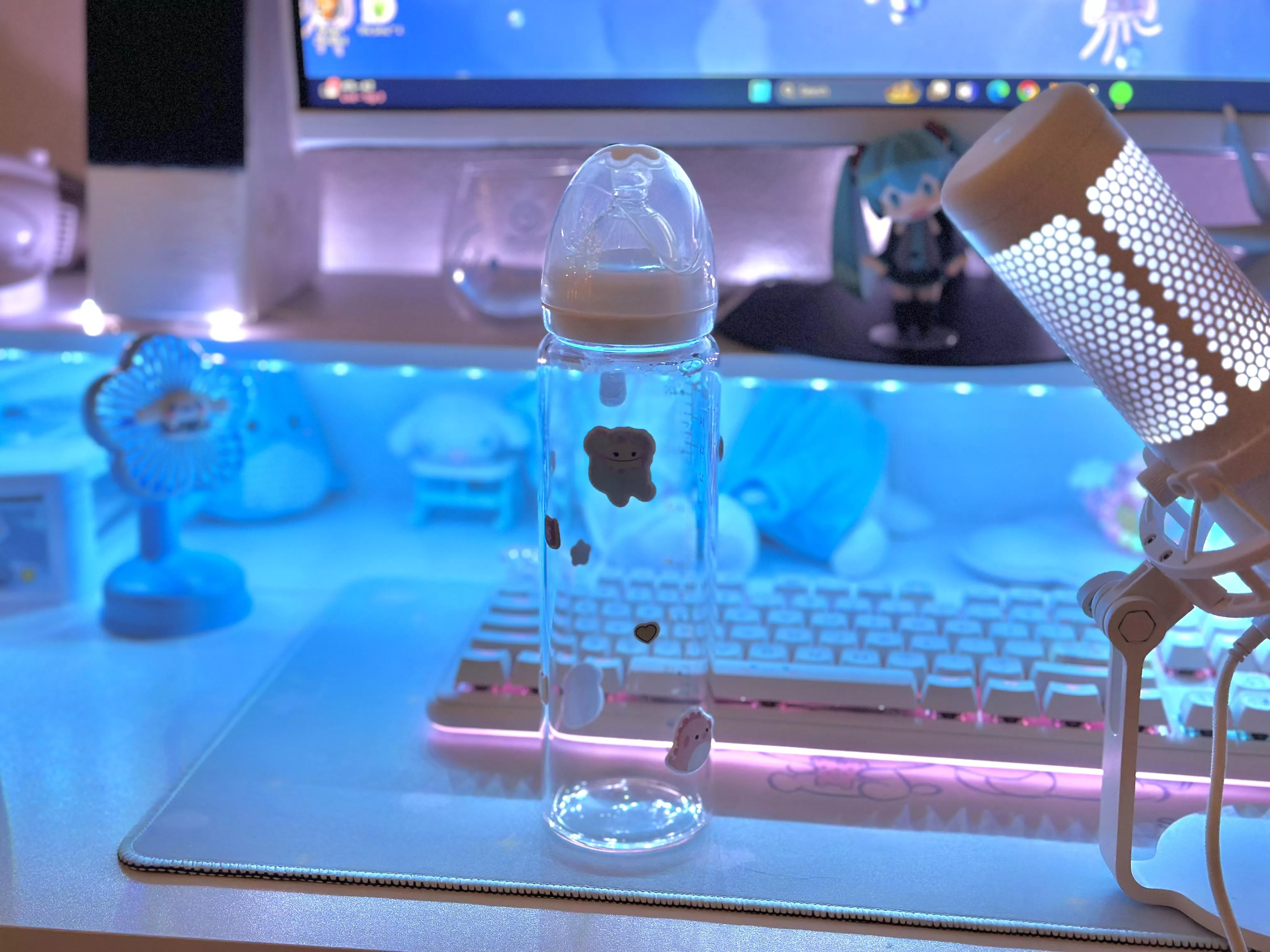 Decorated my baba :3 posted by crimsongirrl