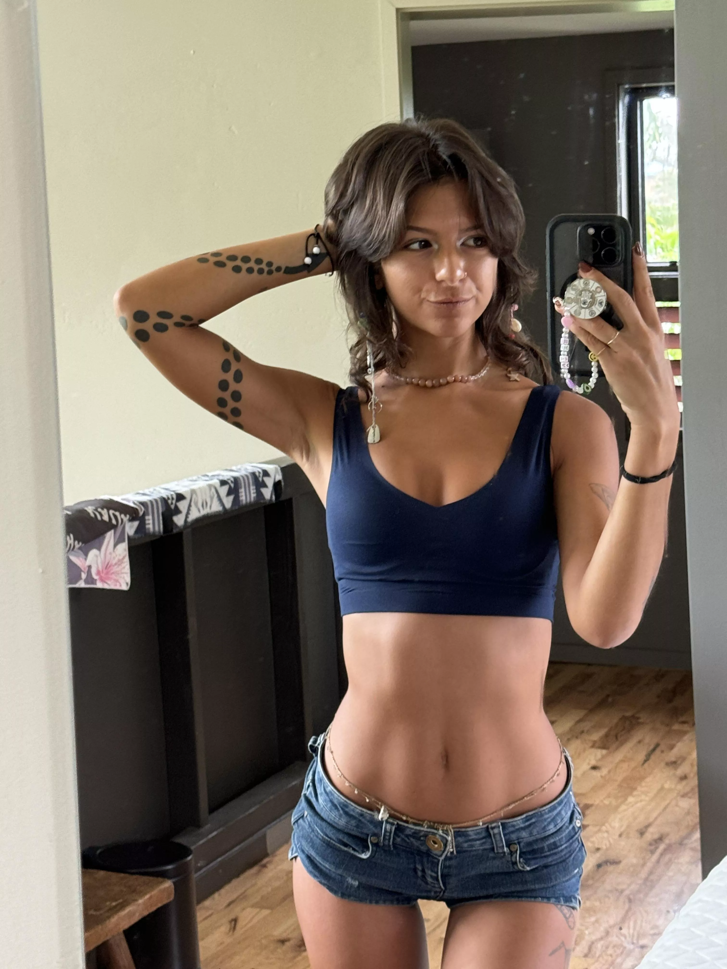 Do you think i'm pretty? posted by TheCutestGirlEverX