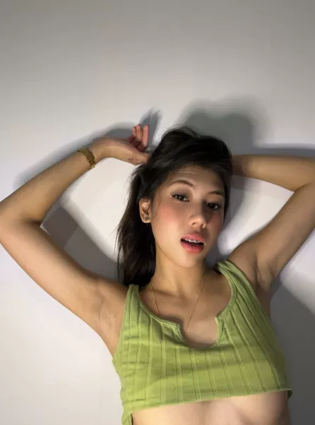 Every day is a great day for a creampie posted by Scarllet_meknow23