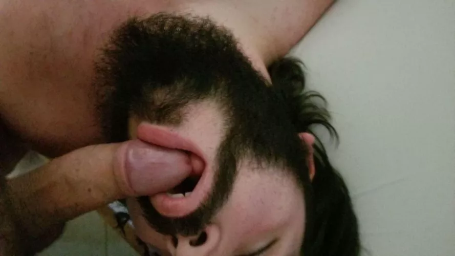 Feed me by Sweetlourando90