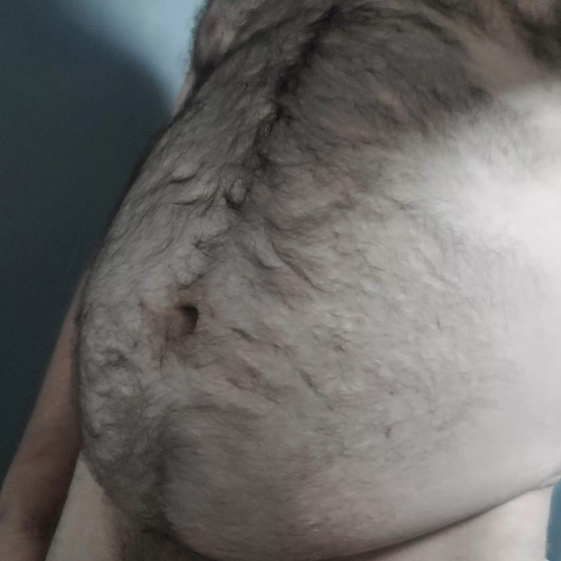 Hey. I heard you like big hairy bellies ;) posted by femboysexer