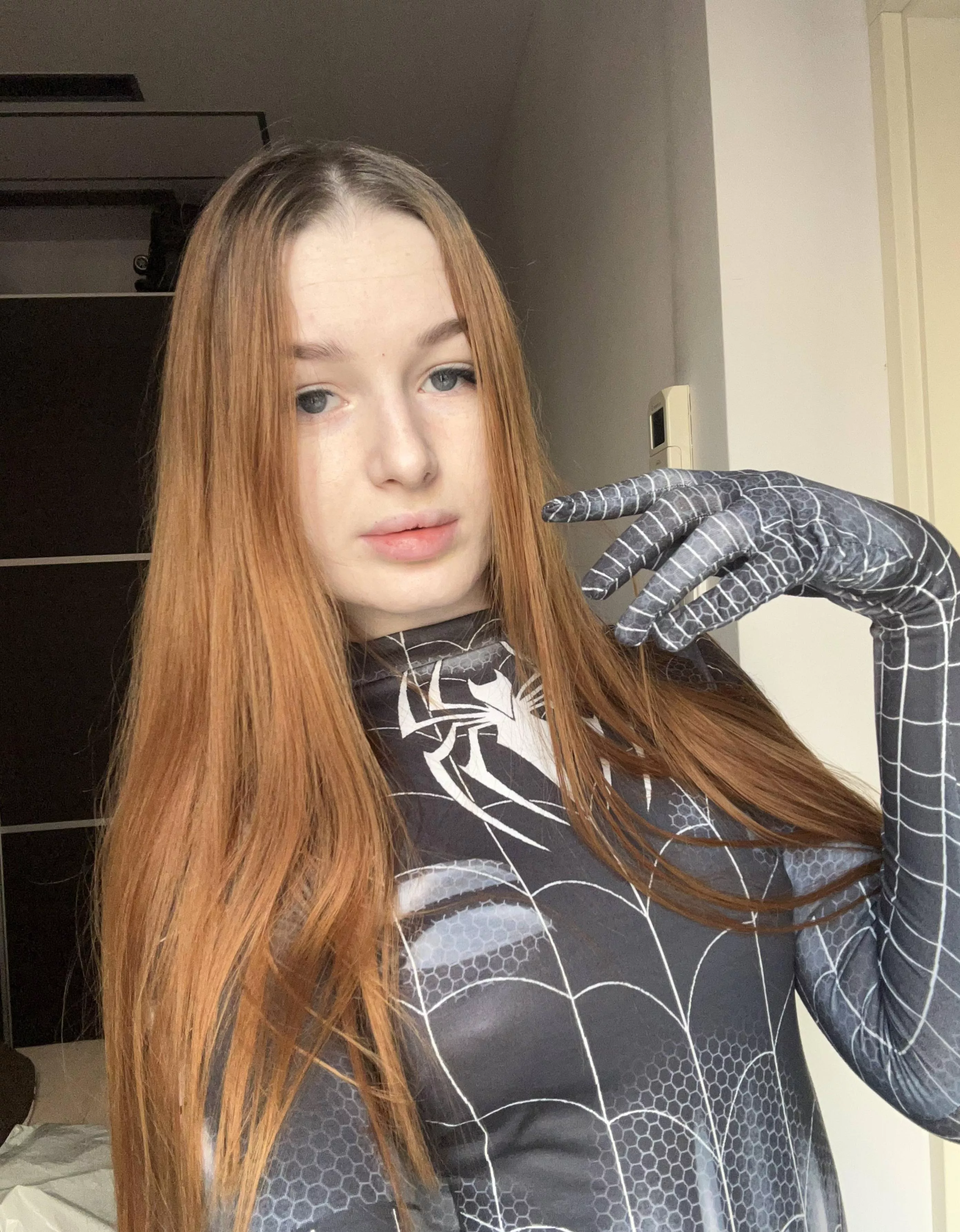 I can be your Venum posted by Cycloniclandlady117