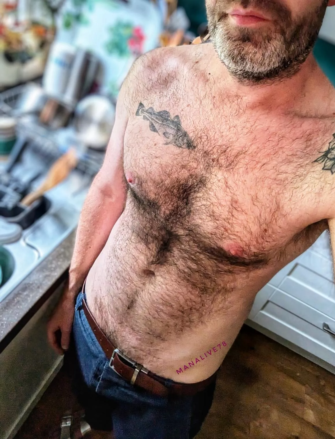 I don't want to today. Who is in the back to bed camp? [46] posted by Manalive78