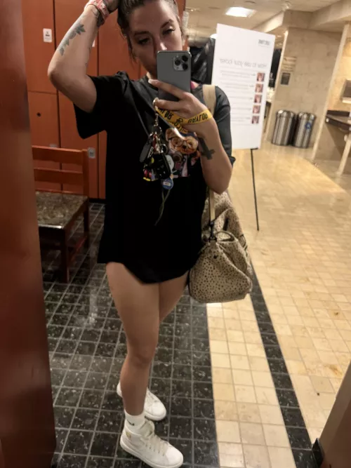 Late night gym sesh by Lacykaye111