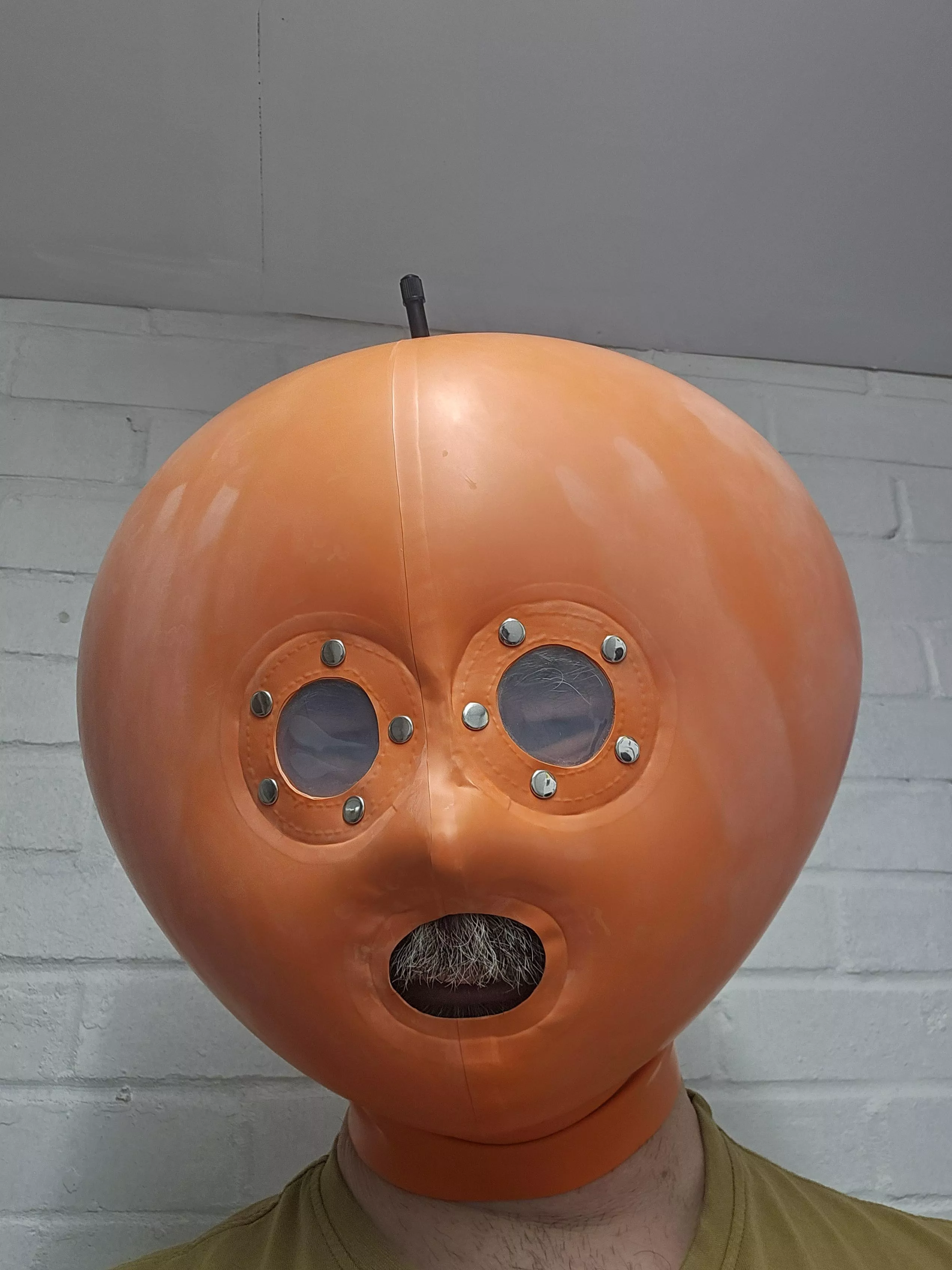 New inflatable rubber hood! posted by Ltxrob