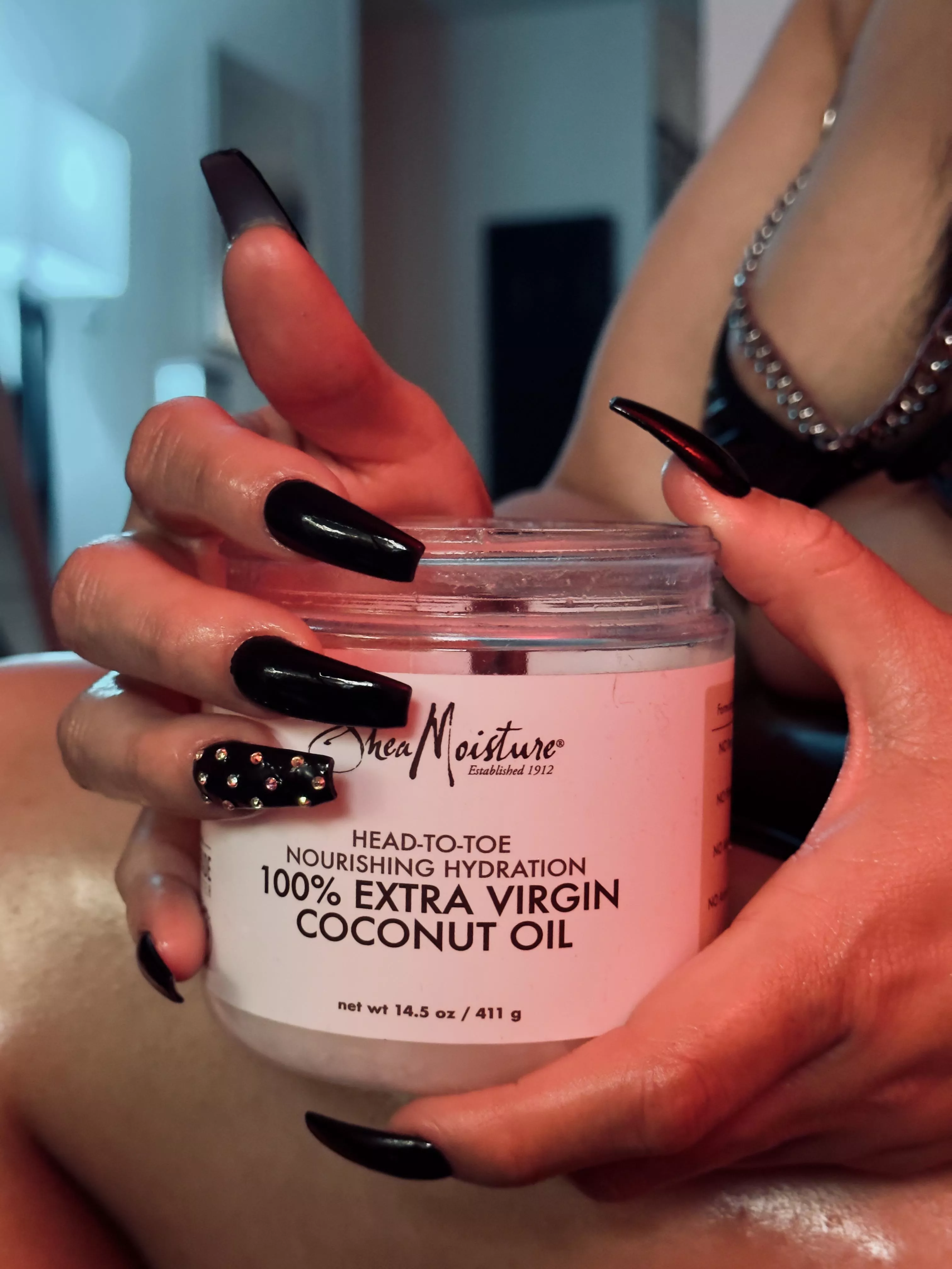 New set of black acrylics, what do you think?  posted by JasmineLamour