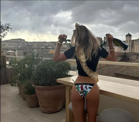 Olivia Ponton by celeb_guy1