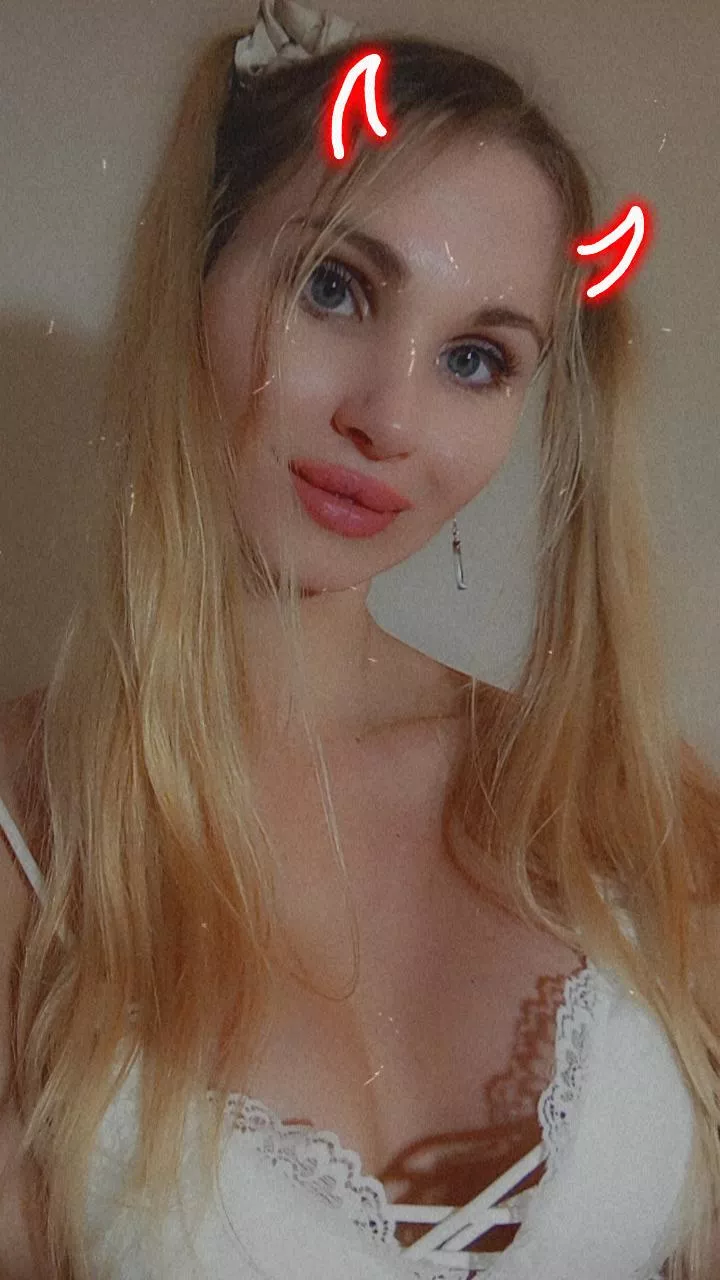 perfect lace top posted by NoCarrot8196