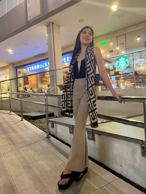 Shopping time  by heaven_scene