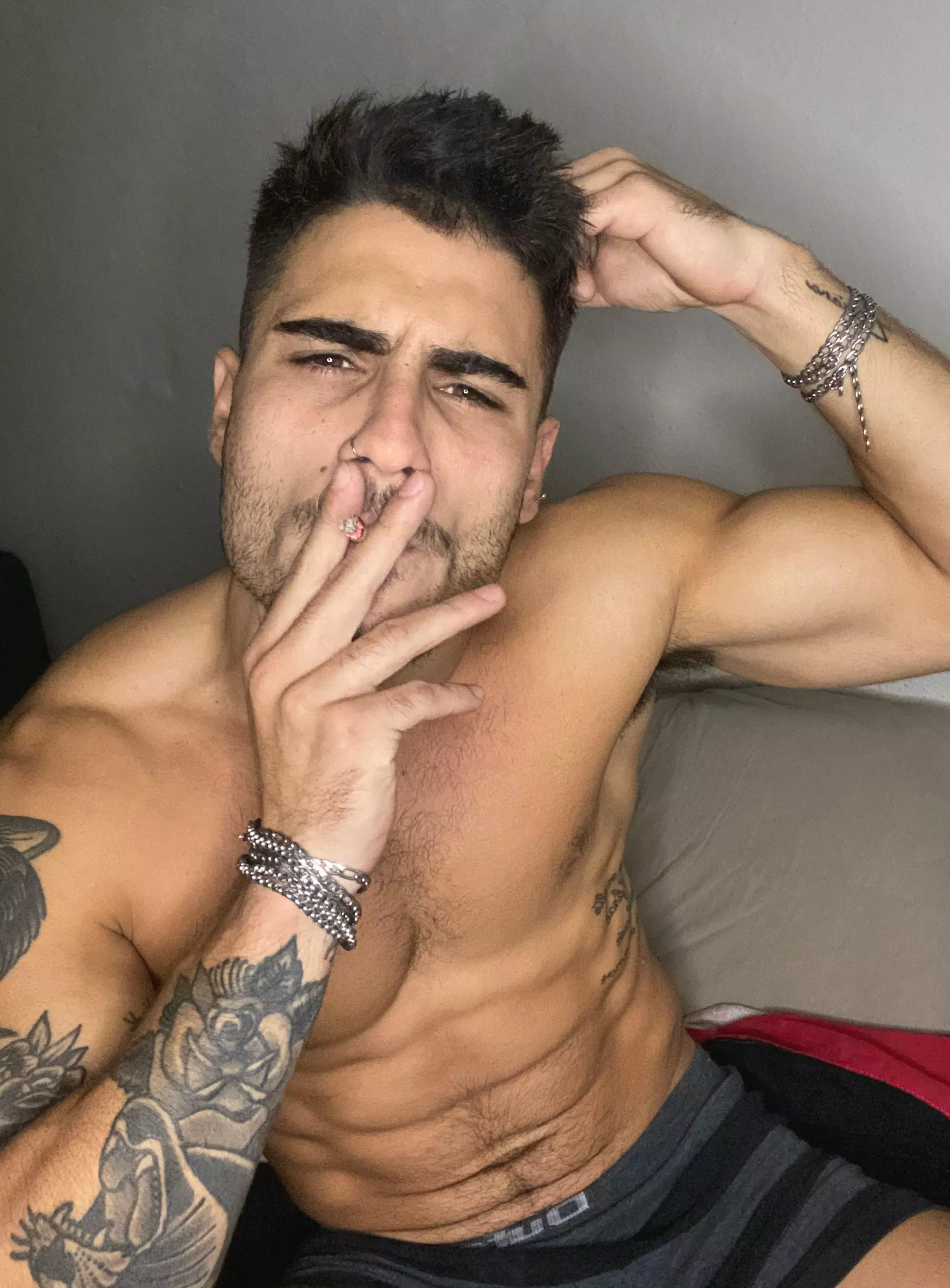 Trust me, I smell so soo good! posted by OlieTheKing