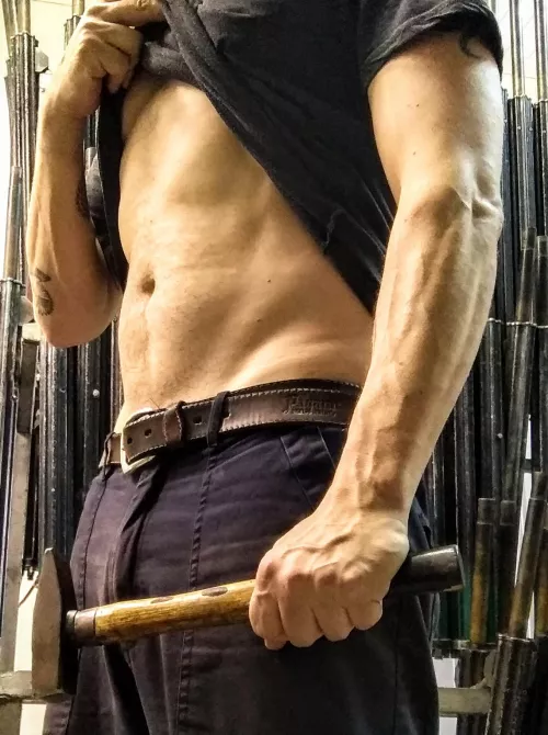 (42) allthis banging and pounding is making me sweaty... by AMPE82